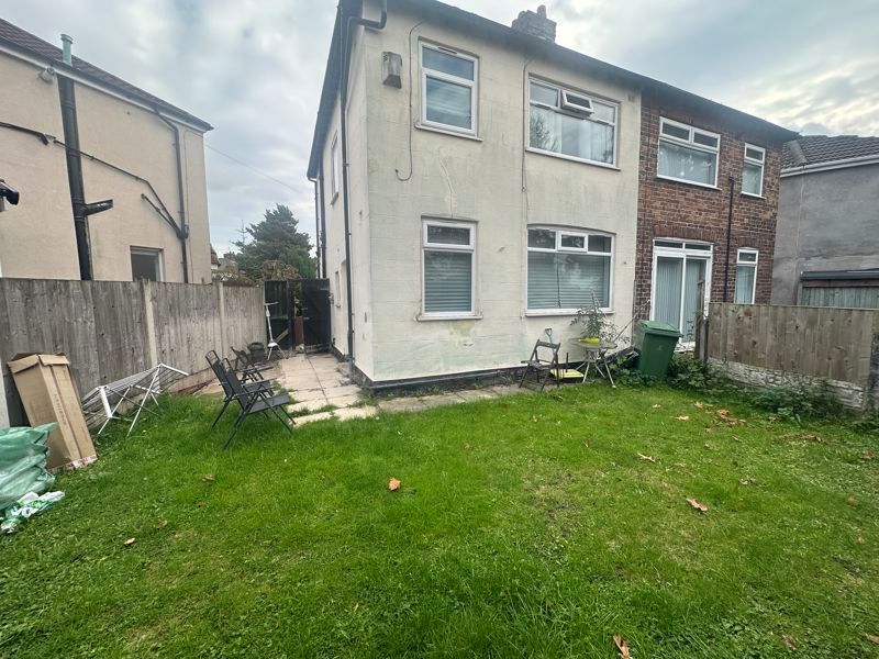 Property photo 2 of 15 Garden Rear