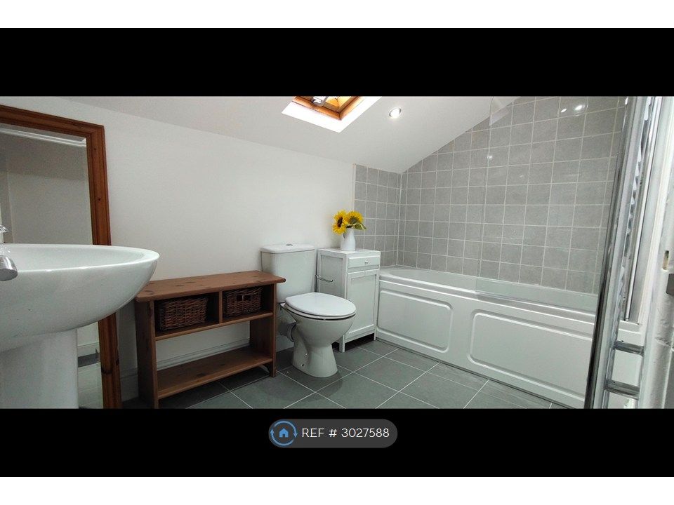 Property photo 2 of 5 Bathroom