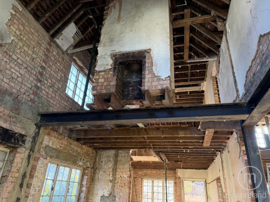 Property photo 2 of 14 4746662