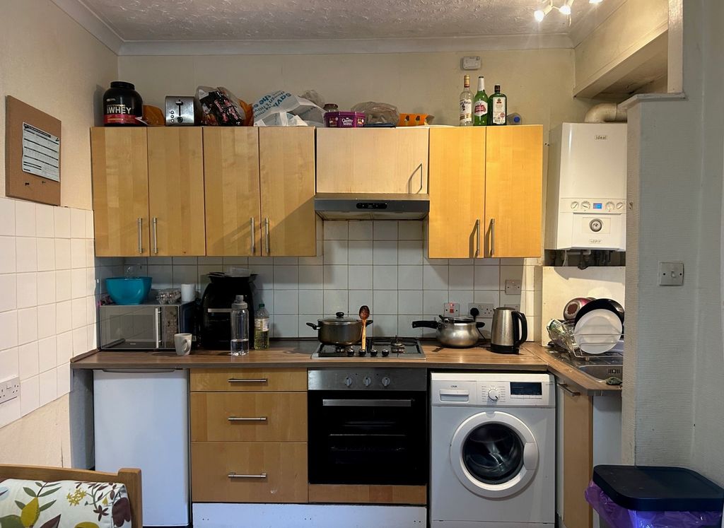 Property photo 3 of 9