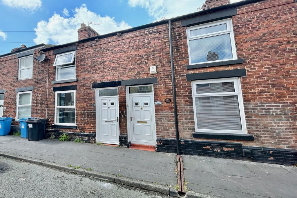 Property photo 1 of 7 (Main)