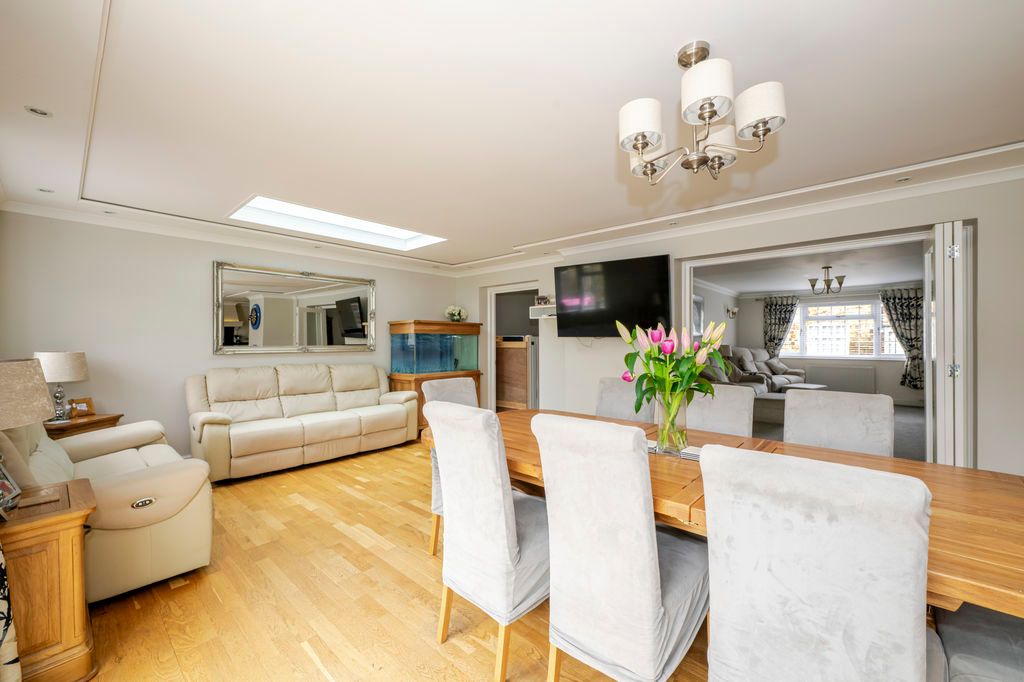 Property photo 2 of 26 Photo 6