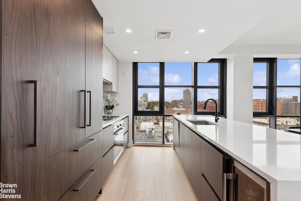 Property photo 3 of 14 <Alttext/>