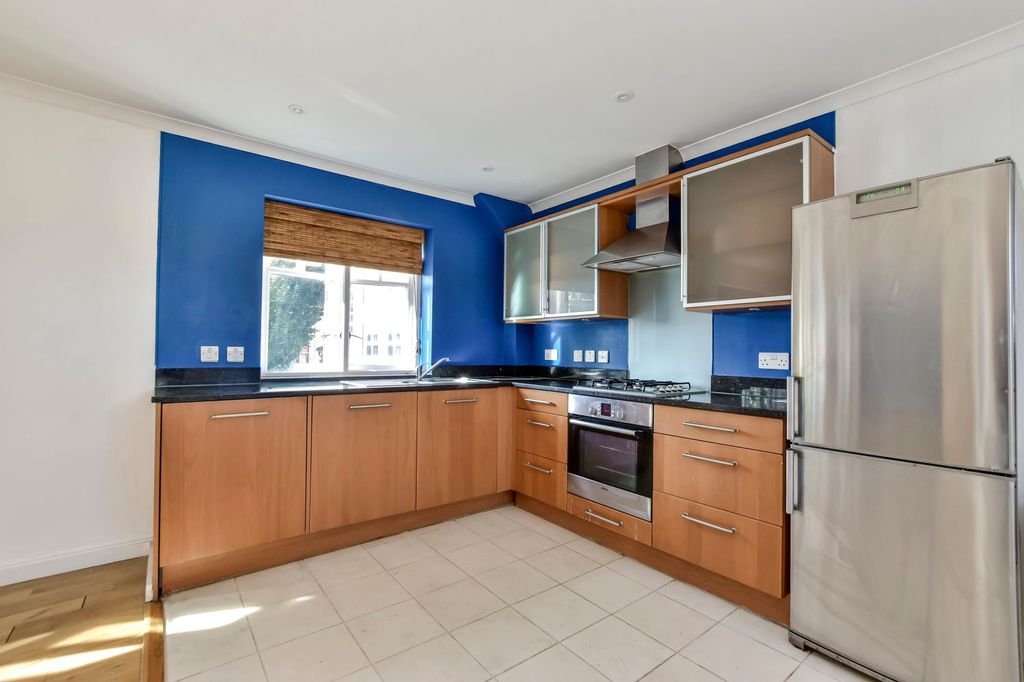 Property photo 3 of 15