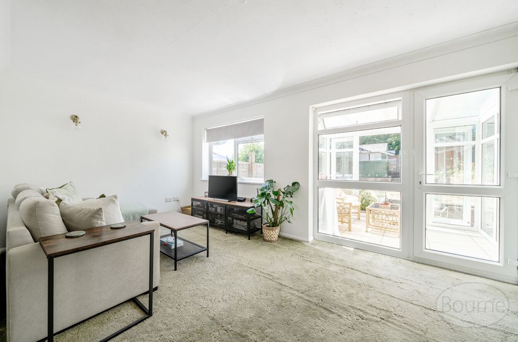 Property photo 2 of 14 c1F95E1B-13F6-4B0...