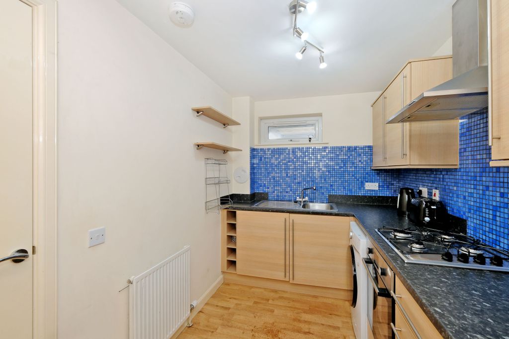 Property photo 3 of 21