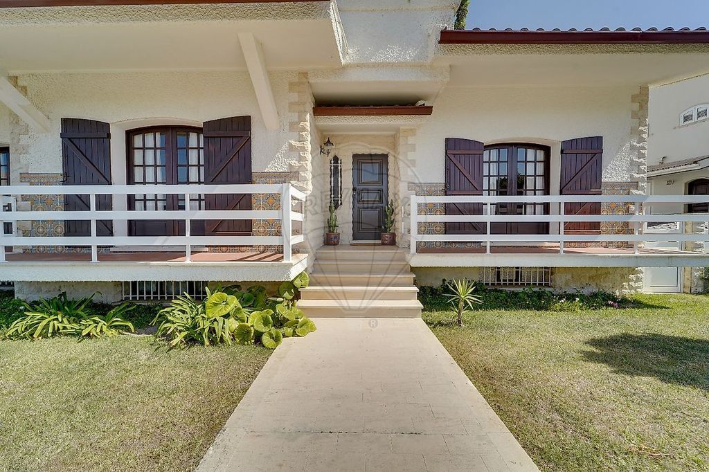 Property photo 3 of 50