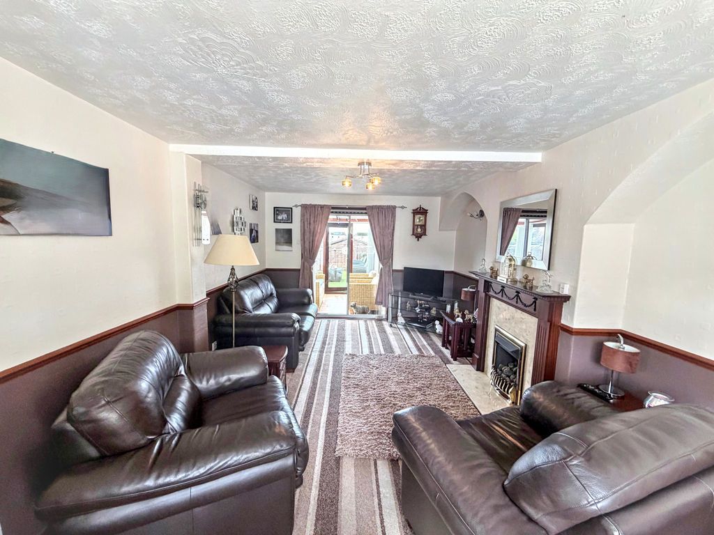 Property photo 2 of 14 Photo 14