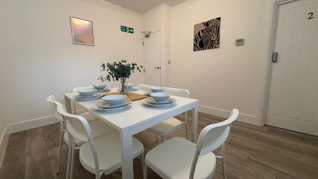 Property photo 2 of 21 Whatsapp Image 2025-11-06 At 14.45.20_A873B865