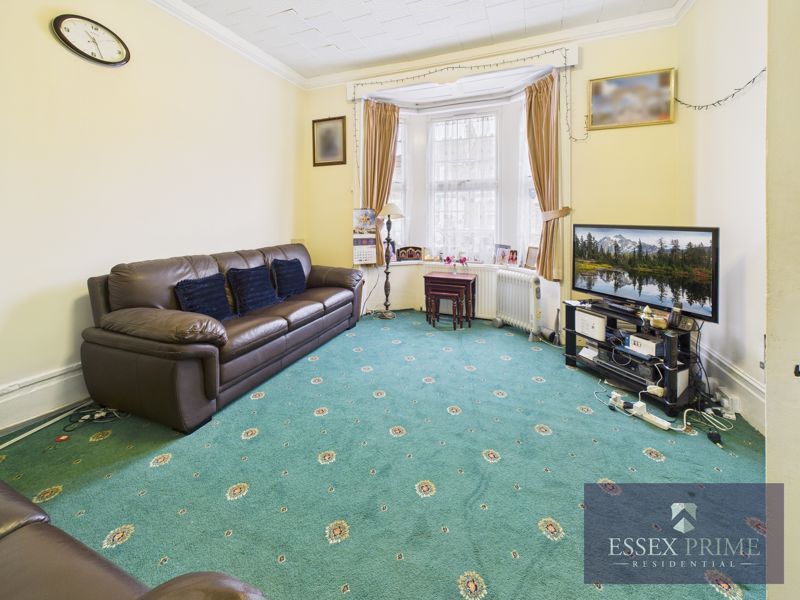 Property photo 3 of 28 Photo 8