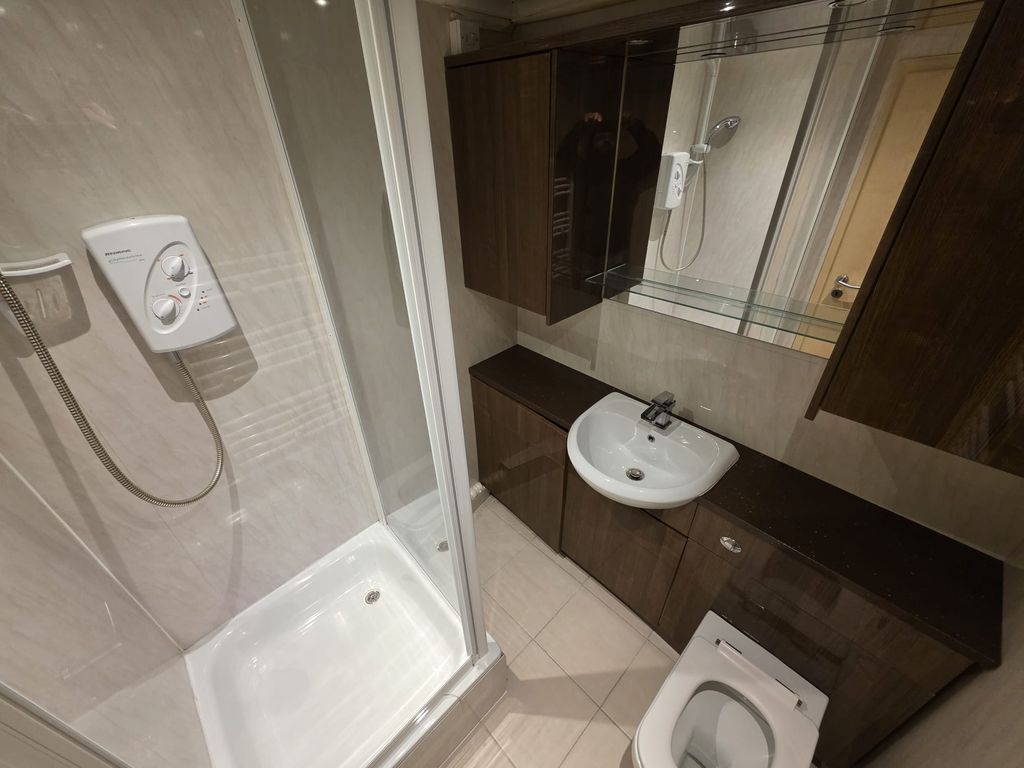 Property photo 3 of 3