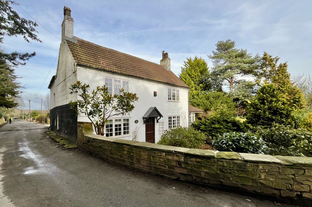 Property photo 3 of 39 39