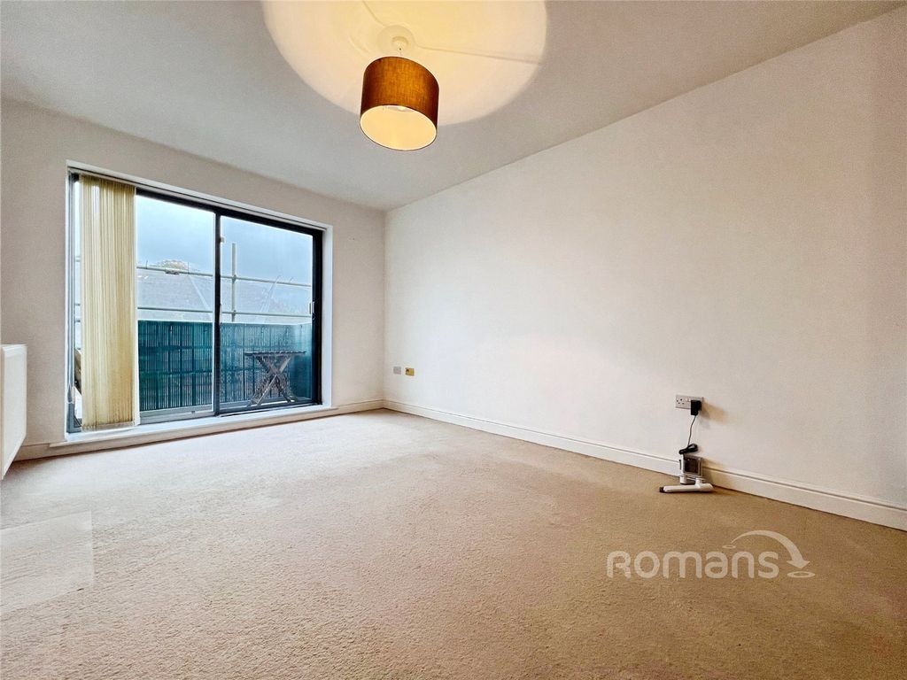 Property photo 3 of 18 Picture No. 08