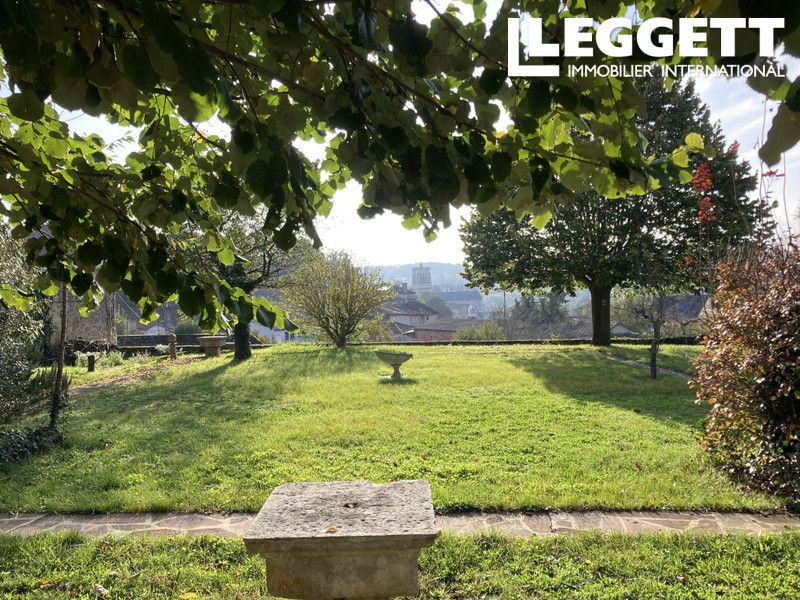 Property photo 2 of 10