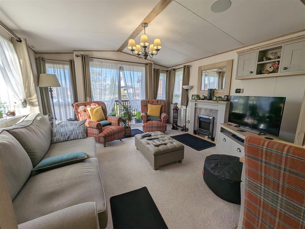 Property photo 3 of 11 Open Plan Lounge/Dining /Kitchen