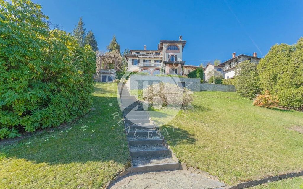 Property photo 2 of 75