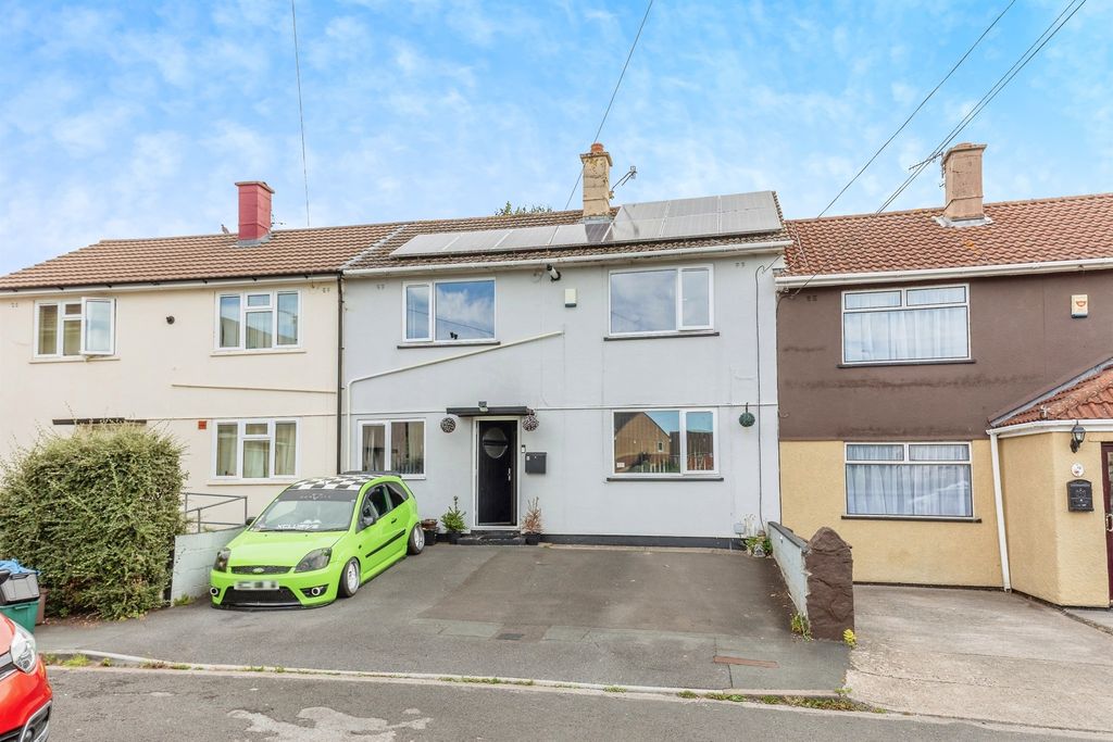 Property photo 1 of 17