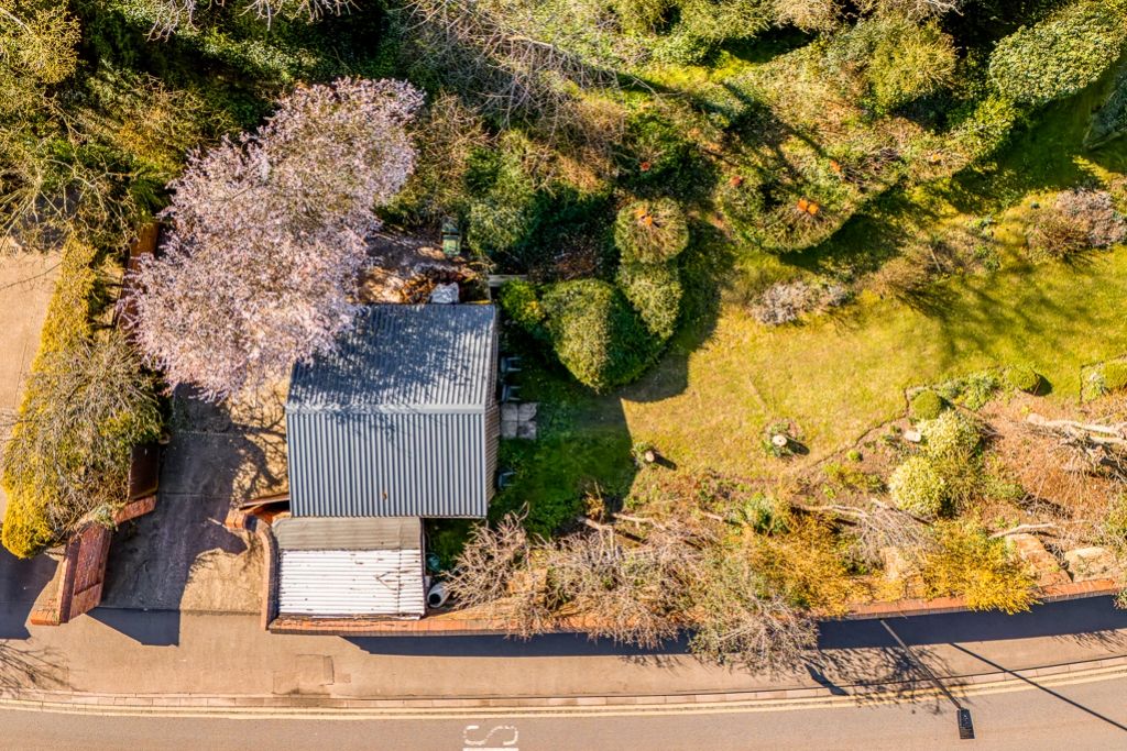 Property photo 1 of 13 21 Northgate (Lincoln)-11