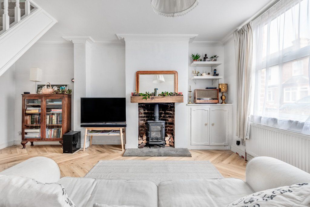 Property photo 2 of 16 Picture No. 13