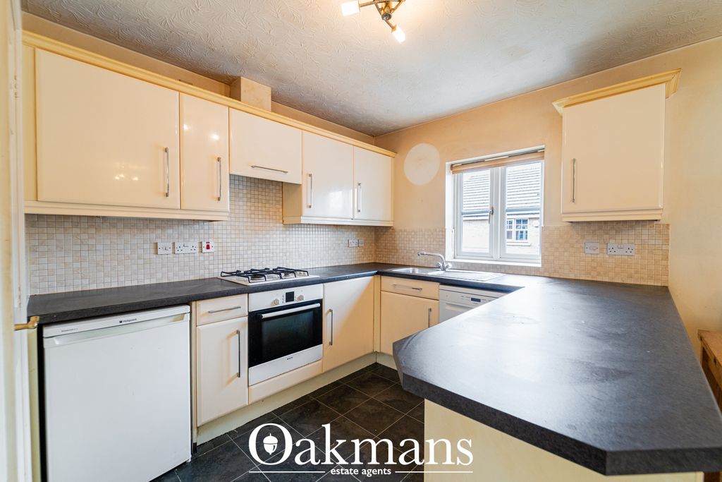 Property photo 3 of 14 Kitchen