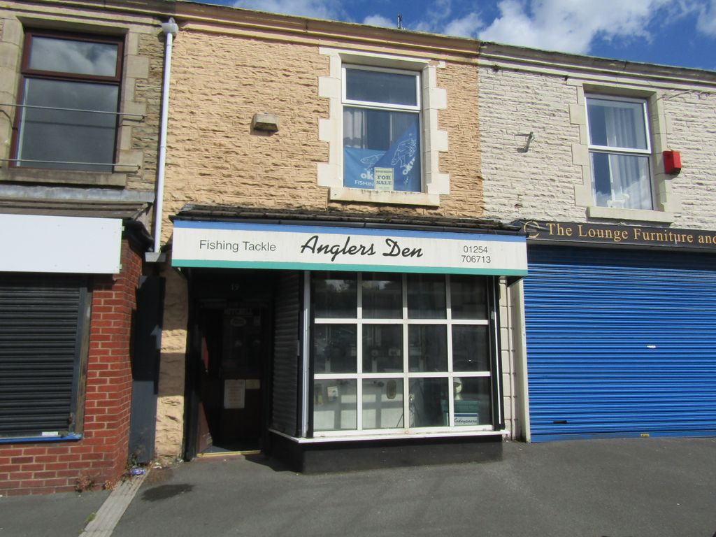 Property photo 2 of 4 External