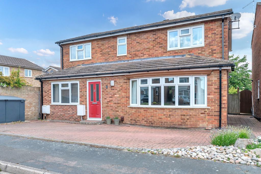 Property photo 1 of 26