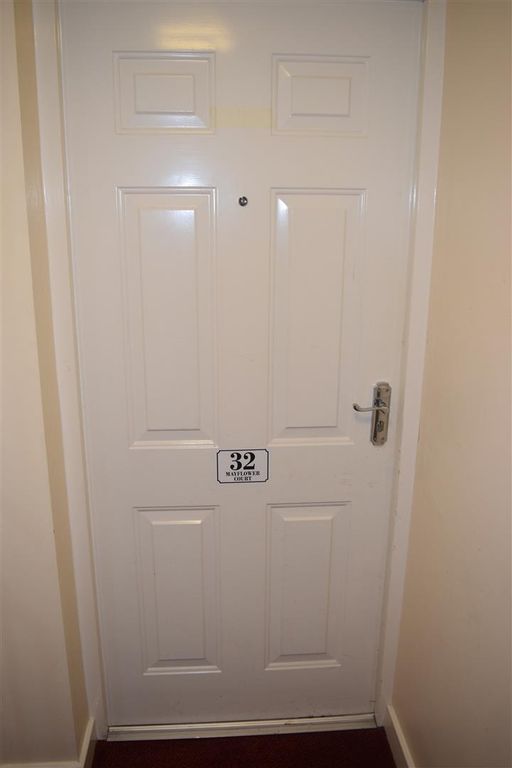 Property photo 2 of 10 Entrance To Flat