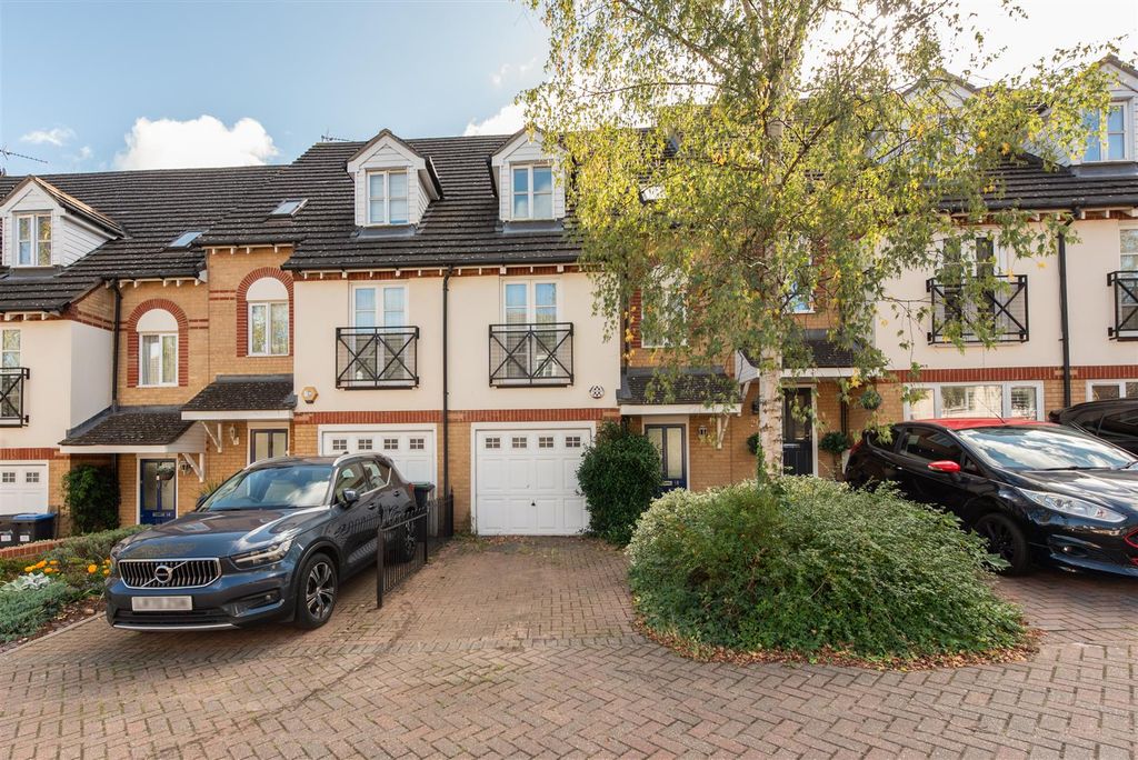 Property photo 1 of 18 Pickard 1.Jpg