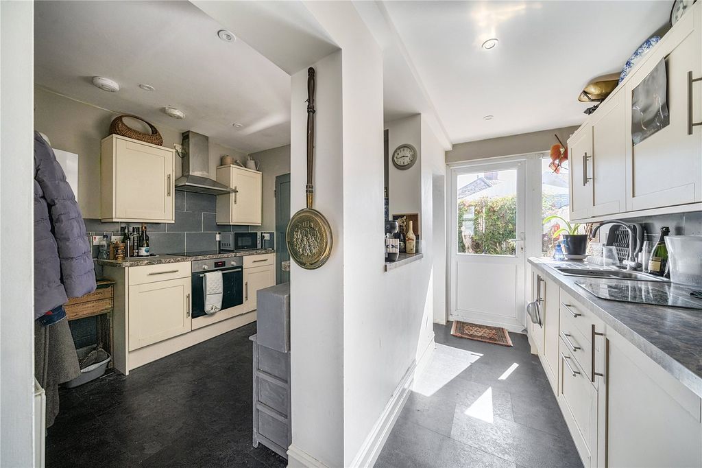 Property photo 3 of 14 Picture No. 26