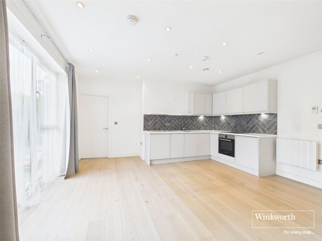 Property photo 3 of 9 Picture No. 05