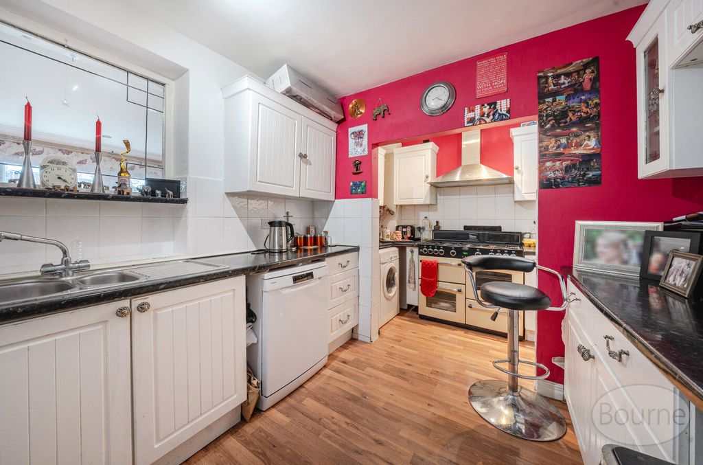 Property photo 3 of 23 1835Dba0-50A1-4A5...