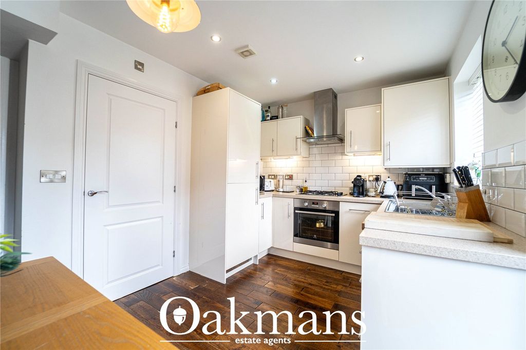 Property photo 3 of 25 Picture No. 27