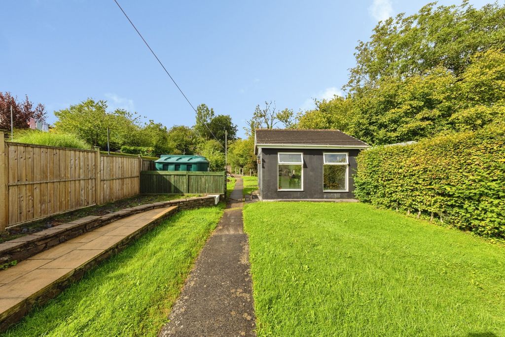 Property photo 2 of 26 Pbox-Img.Jpg