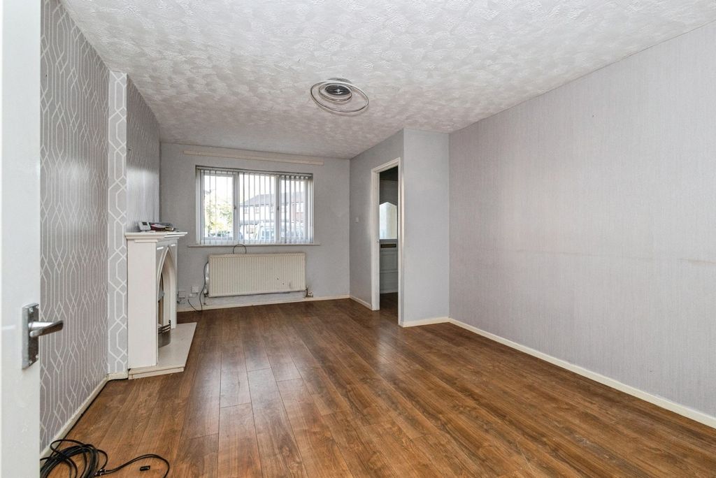 Property photo 3 of 20 Pbox-Img.Jpg