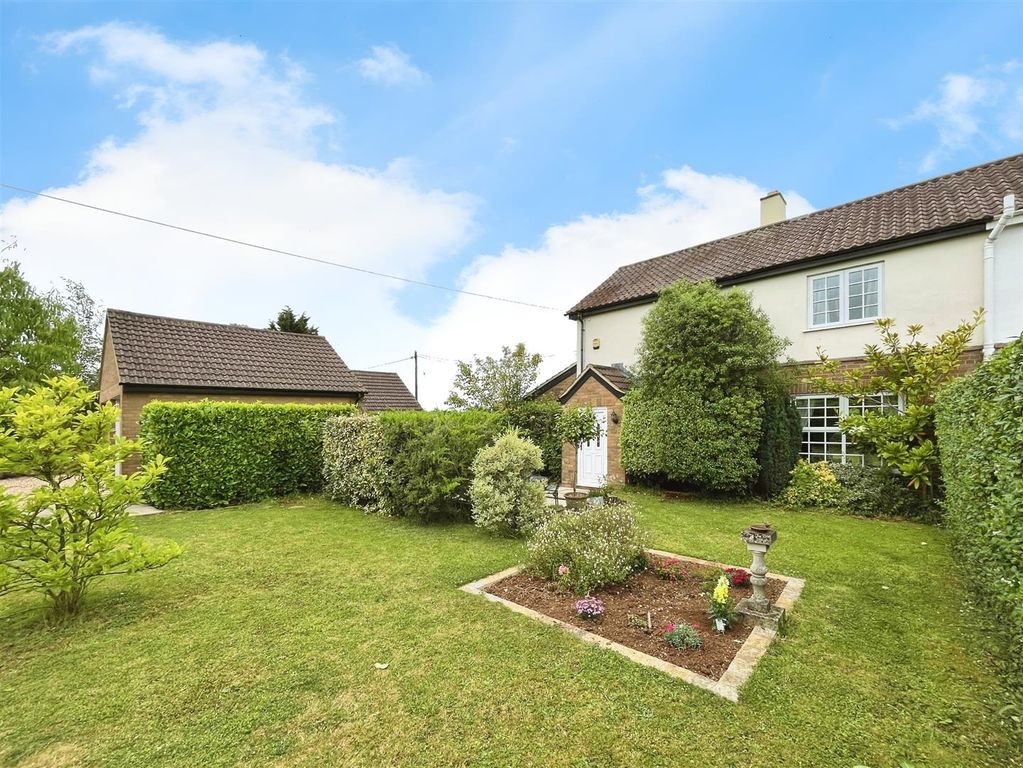 Property photo 1 of 15 Front