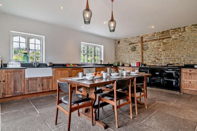 Property photo 2 of 26 Hmkitchen.Jpg