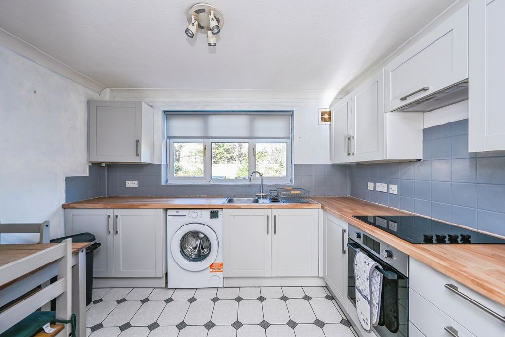 Property photo 3 of 14 Pbox-Img.Jpg