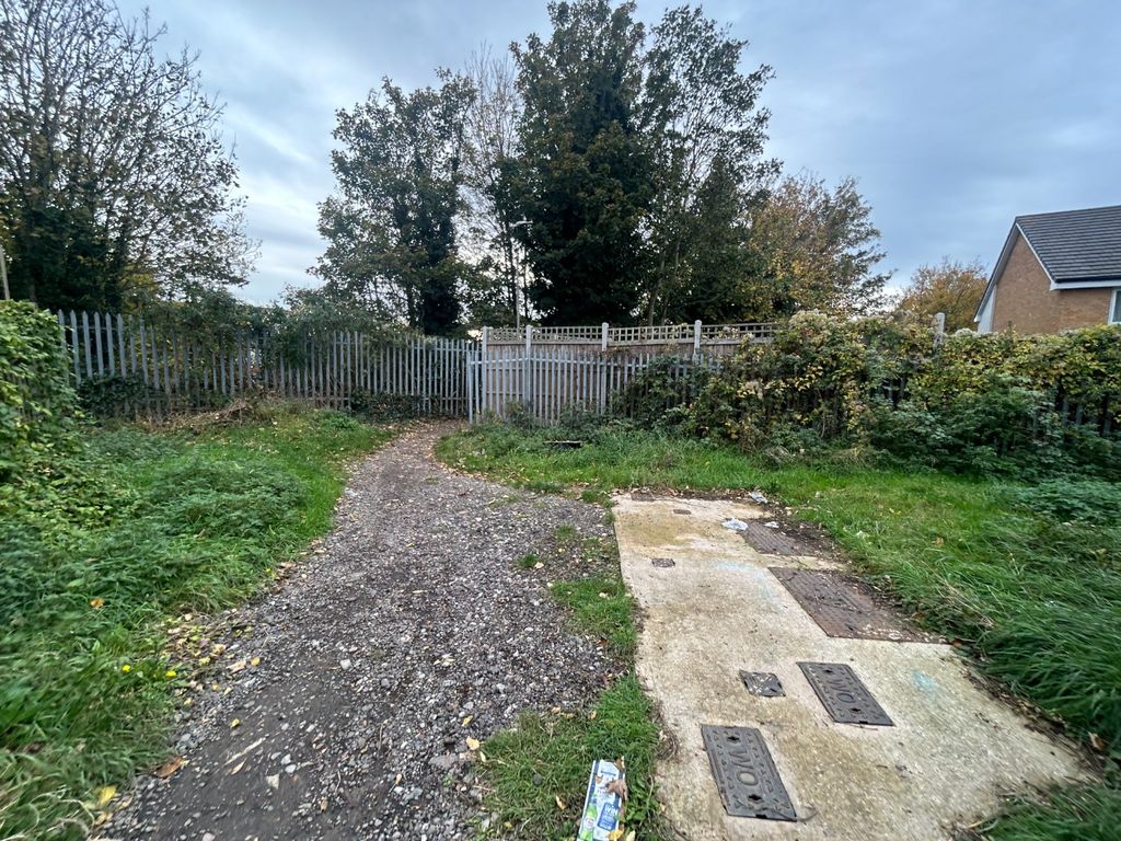 Additional image 4 of Land for saleLand At Beaumont Drive, Gravesend DA11