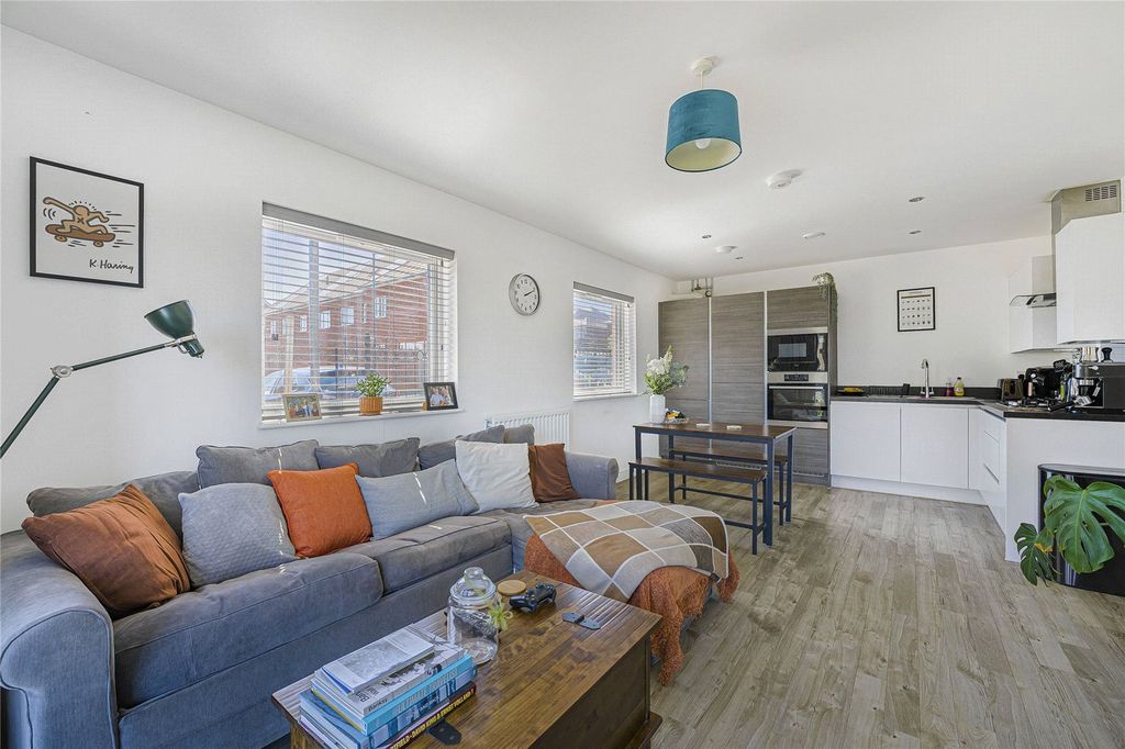 Property photo 3 of 9 Open Plan Living