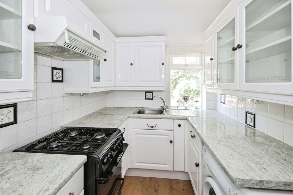 Property photo 2 of 18 Pbox-Img.Jpg