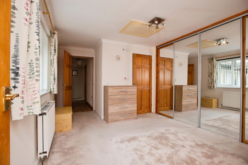 Additional image 13 of 5 bed bungalow for saleAbbots Close, Bodmin, Cornwall PL31