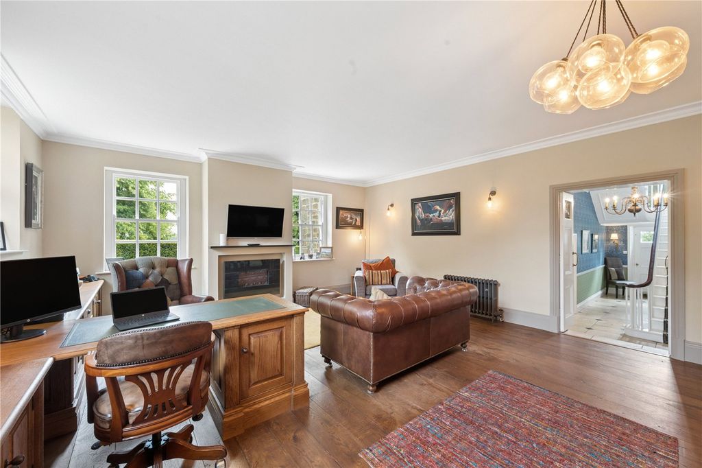 Property photo 2 of 42 Picture No. 40