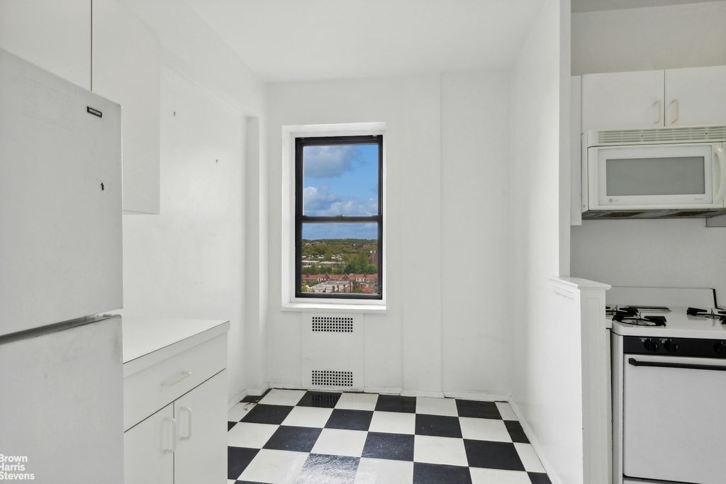 Property photo 3 of 11 <Alttext/>