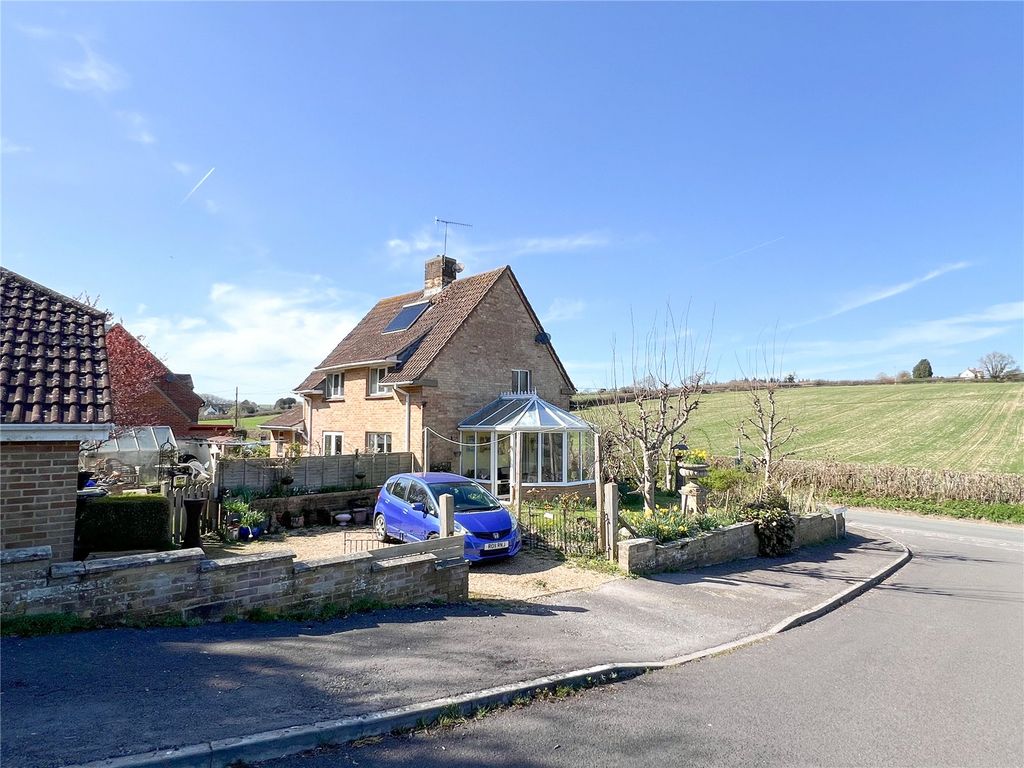 Property photo 3 of 27 Picture No. 03