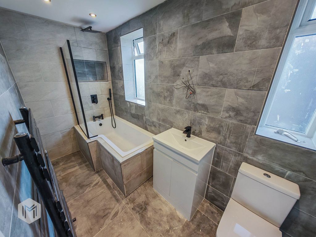 Property photo 3 of 16 Picture No. 10