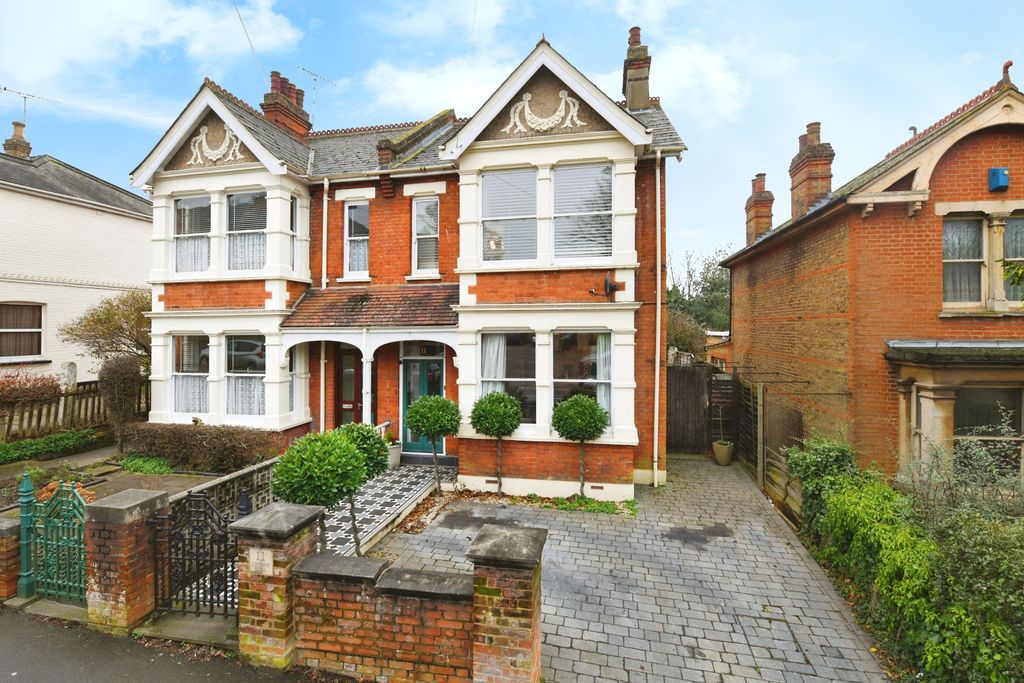 Property photo 1 of 25 Front