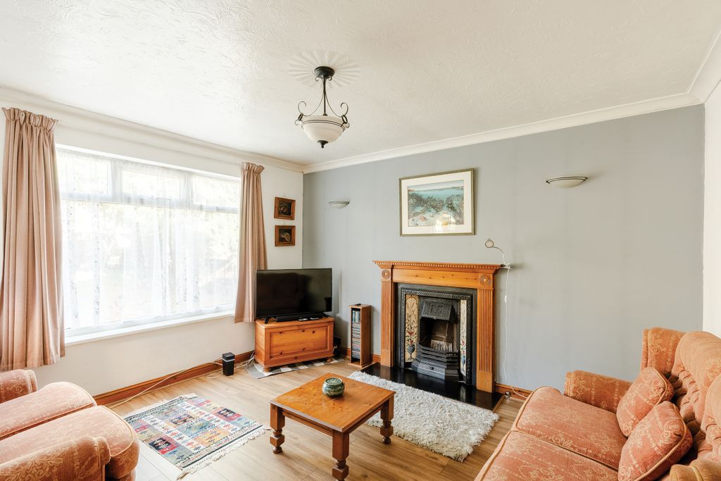 Property photo 2 of 16 2