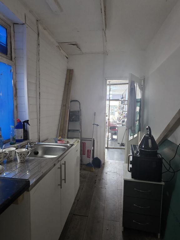 Property photo 3 of 3