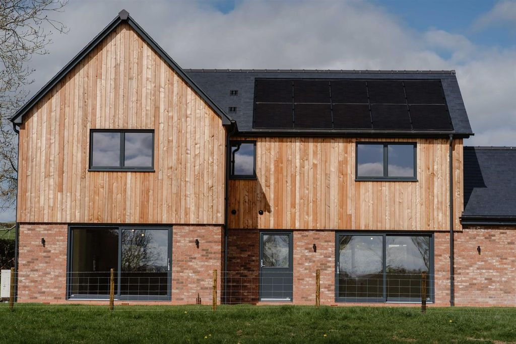 Additional image 38 of 4 bed property for saleColdwells Road, Holmer, Hereford HR1