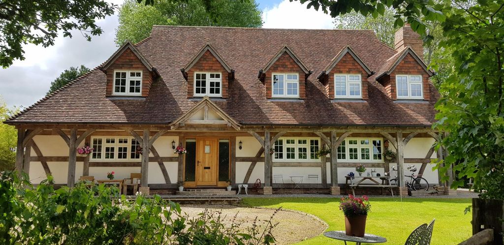 Property photo 1 of 21